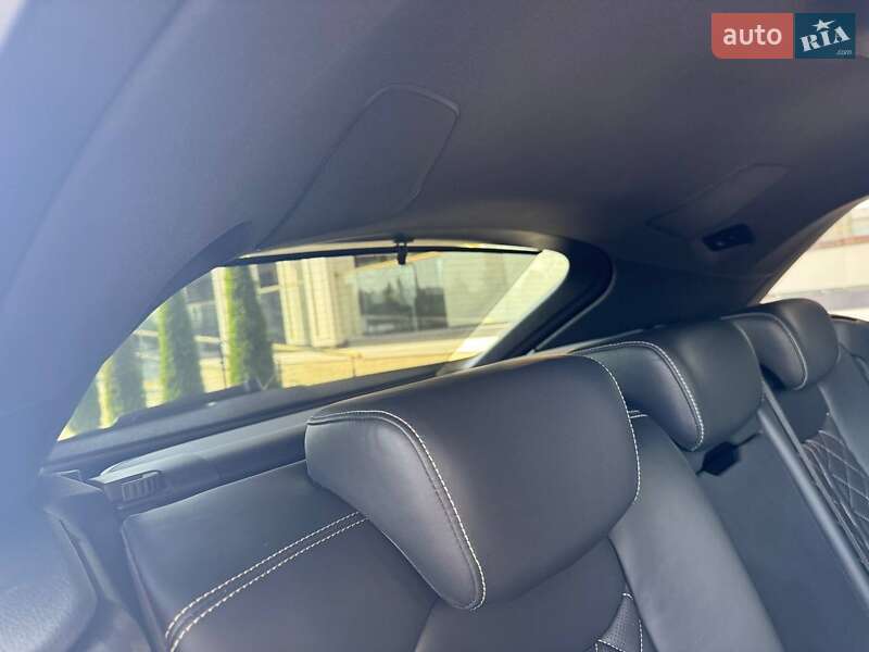Внедорожник / Кроссовер Audi RS Q8 2021 в Львове