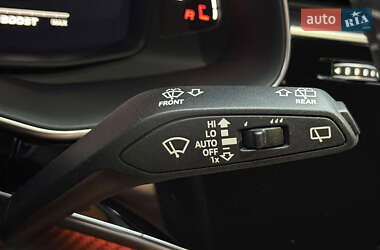 Внедорожник / Кроссовер Audi RS Q8 2020 в 