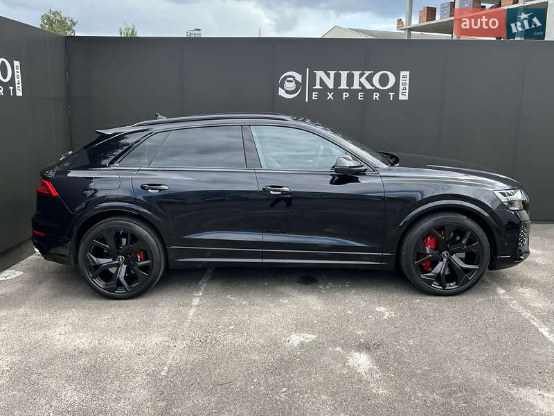 Внедорожник / Кроссовер Audi RS Q8 2021 в Львове