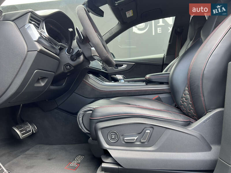 Внедорожник / Кроссовер Audi RS Q8 2021 в Львове