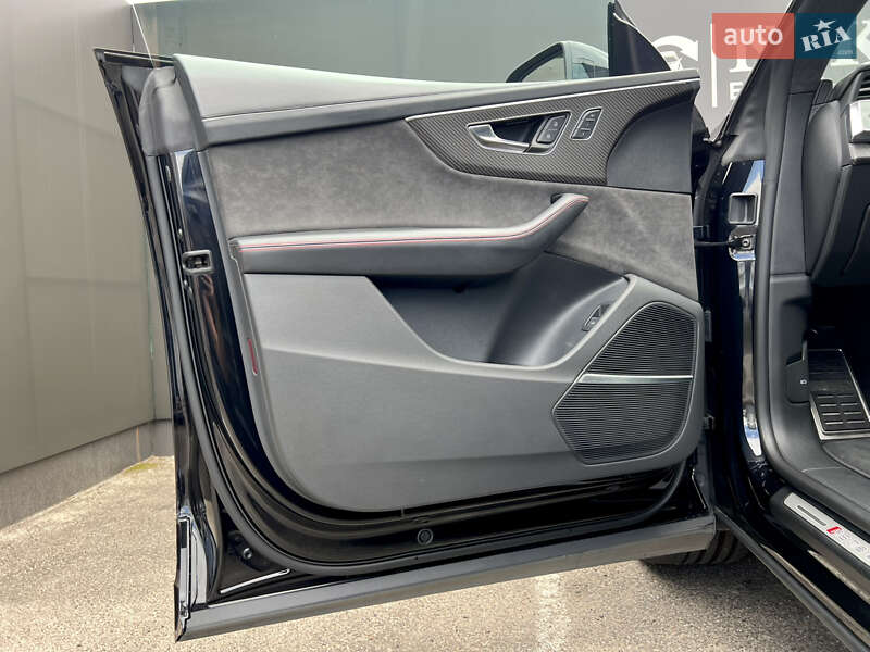 Внедорожник / Кроссовер Audi RS Q8 2021 в Львове