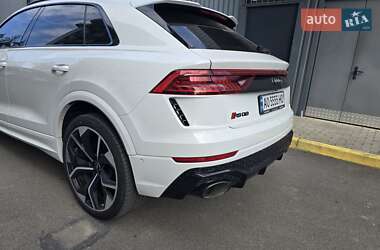 Внедорожник / Кроссовер Audi RS Q8 2020 в 