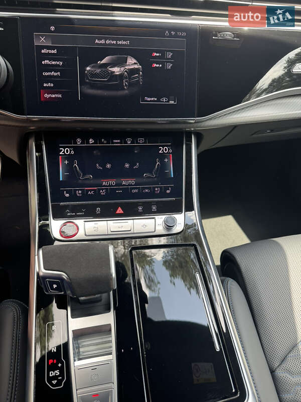 Внедорожник / Кроссовер Audi RS Q8 2025 в Львове