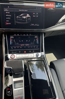 Внедорожник / Кроссовер Audi RS Q8 2025 в 