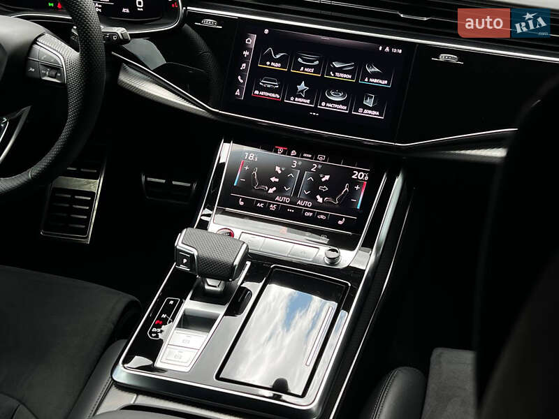 Внедорожник / Кроссовер Audi RS Q8 2023 в Киеве