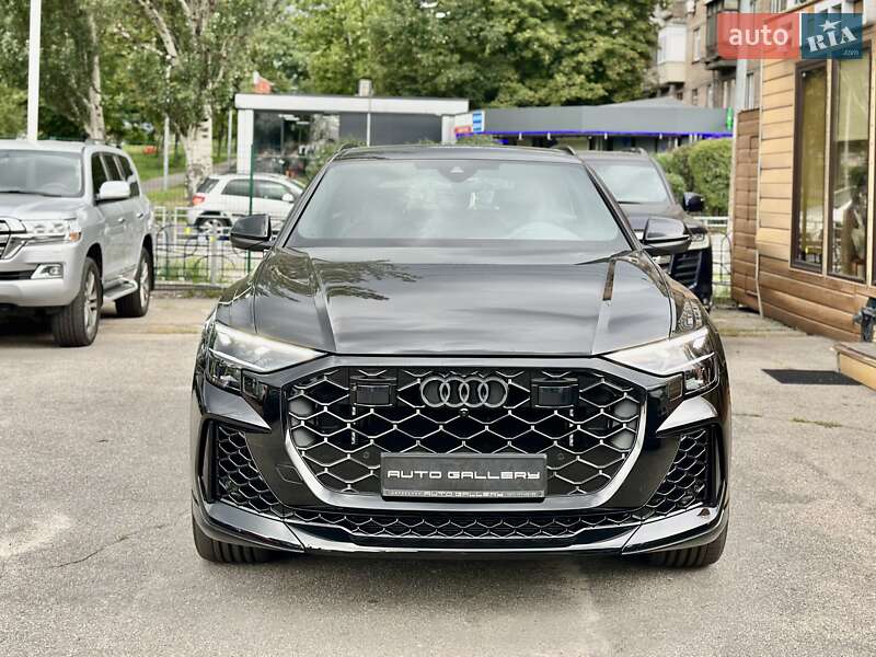 Внедорожник / Кроссовер Audi RS Q8 2025 в Киеве