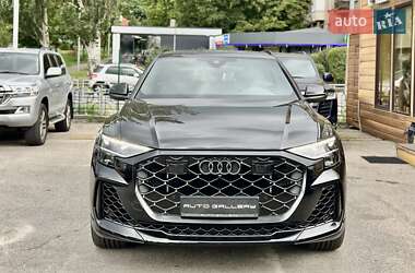 Внедорожник / Кроссовер Audi RS Q8 2025 в 