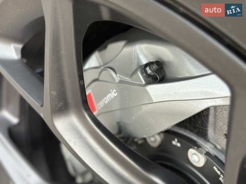 Внедорожник / Кроссовер Audi RS Q8 2025 в Киеве