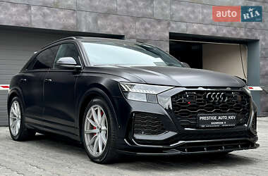 Внедорожник / Кроссовер Audi RS Q8 2020 в 