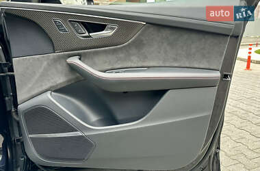 Внедорожник / Кроссовер Audi RS Q8 2020 в 