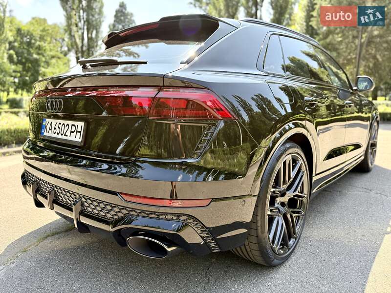 Внедорожник / Кроссовер Audi RS Q8 2025 в Киеве