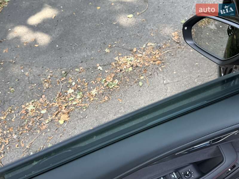 Внедорожник / Кроссовер Audi RS Q8 2025 в Киеве