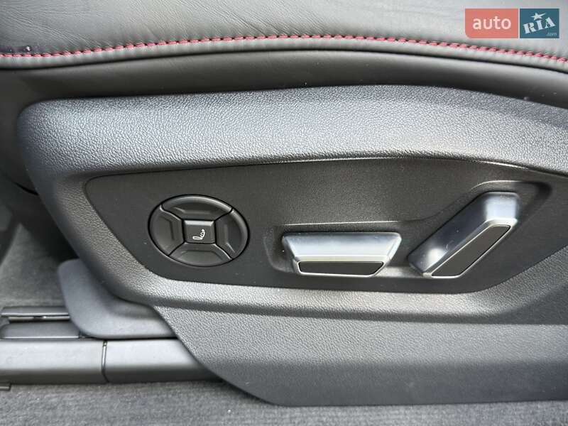 Внедорожник / Кроссовер Audi RS Q8 2025 в Киеве
