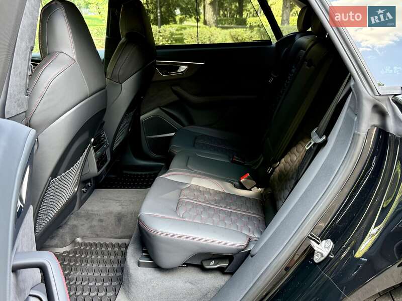 Внедорожник / Кроссовер Audi RS Q8 2025 в Киеве
