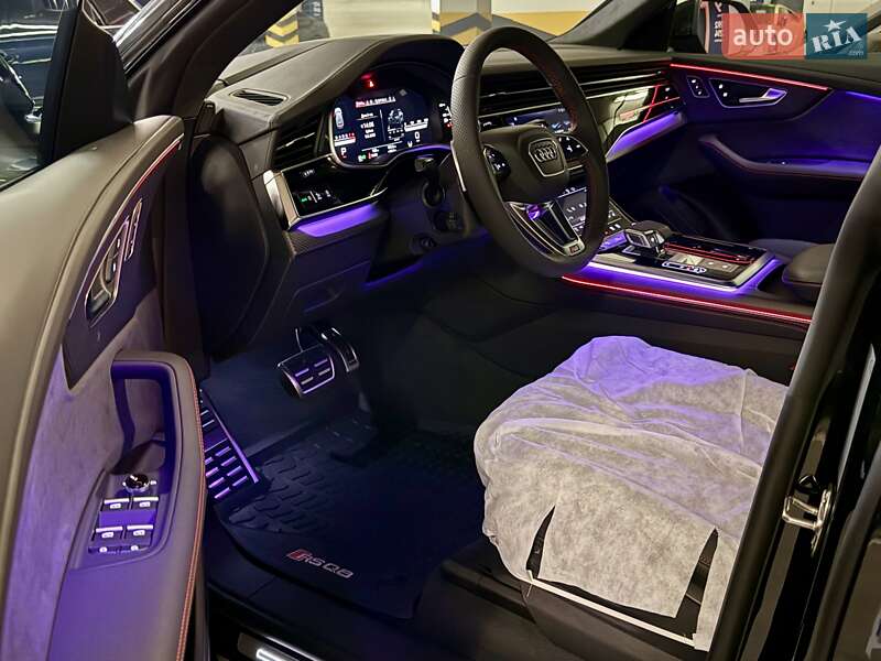 Внедорожник / Кроссовер Audi RS Q8 2025 в Киеве