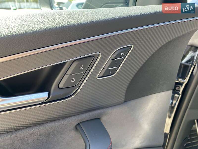 Внедорожник / Кроссовер Audi RS Q8 2025 в Днепре