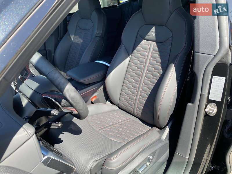 Внедорожник / Кроссовер Audi RS Q8 2025 в Днепре