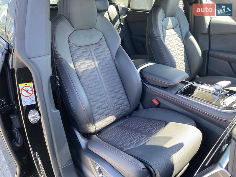 Внедорожник / Кроссовер Audi RS Q8 2025 в Днепре
