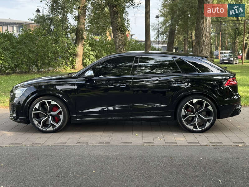 Внедорожник / Кроссовер Audi RS Q8 2021 в Киеве