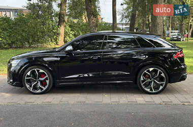 Внедорожник / Кроссовер Audi RS Q8 2021 в 