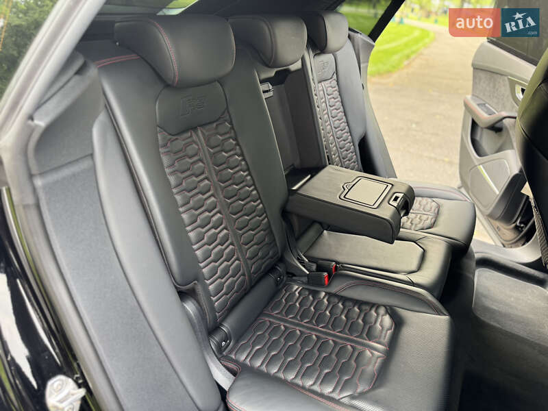 Внедорожник / Кроссовер Audi RS Q8 2021 в Киеве