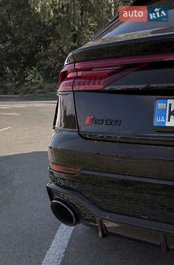 Внедорожник / Кроссовер Audi RS Q8 2021 в 