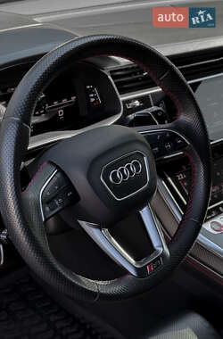 Внедорожник / Кроссовер Audi RS Q8 2021 в 