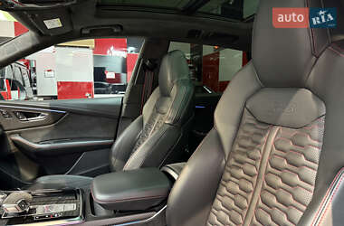 Внедорожник / Кроссовер Audi RS Q8 2021 в 
