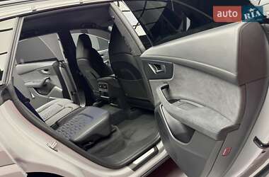 Внедорожник / Кроссовер Audi RS Q8 2025 в 