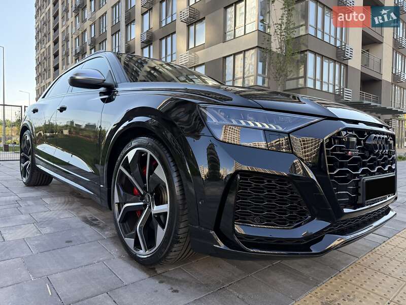 Audi RS Q8 2023
