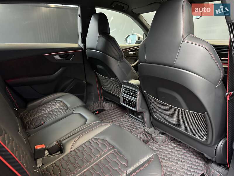 Позашляховик / Кросовер Audi RS Q8 2021 в Києві