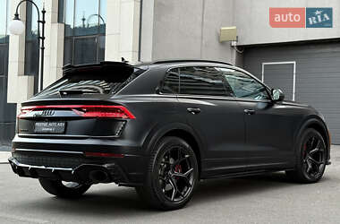 Внедорожник / Кроссовер Audi RS Q8 2020 в 