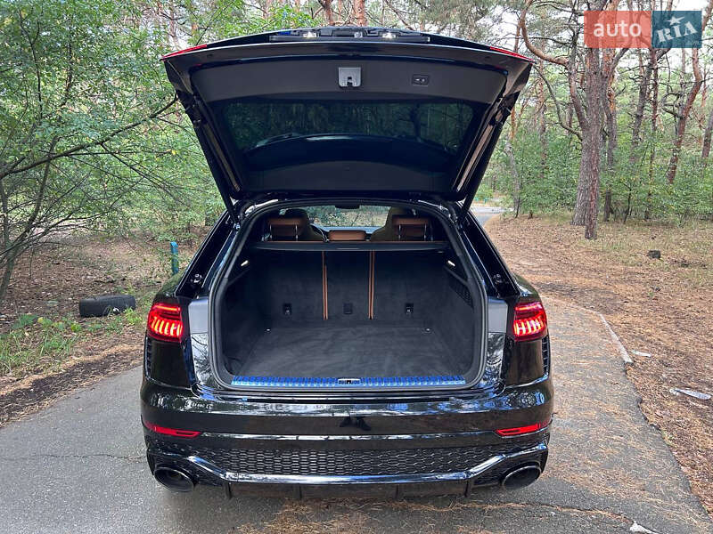 Позашляховик / Кросовер Audi RS Q8 2021 в Києві