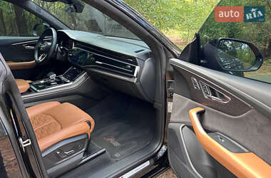 Позашляховик / Кросовер Audi RS Q8 2021 в 