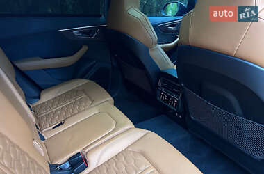 Позашляховик / Кросовер Audi RS Q8 2021 в 