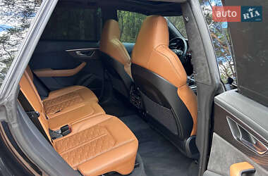 Позашляховик / Кросовер Audi RS Q8 2021 в 
