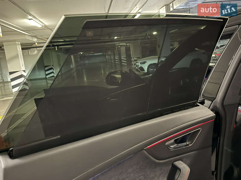 Внедорожник / Кроссовер Audi RS Q8 2024 в Киеве