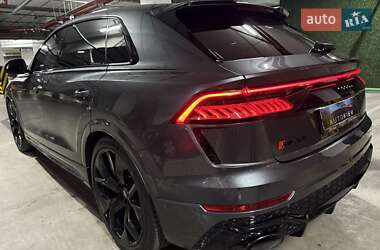 Позашляховик / Кросовер Audi RS Q8 2020 в 