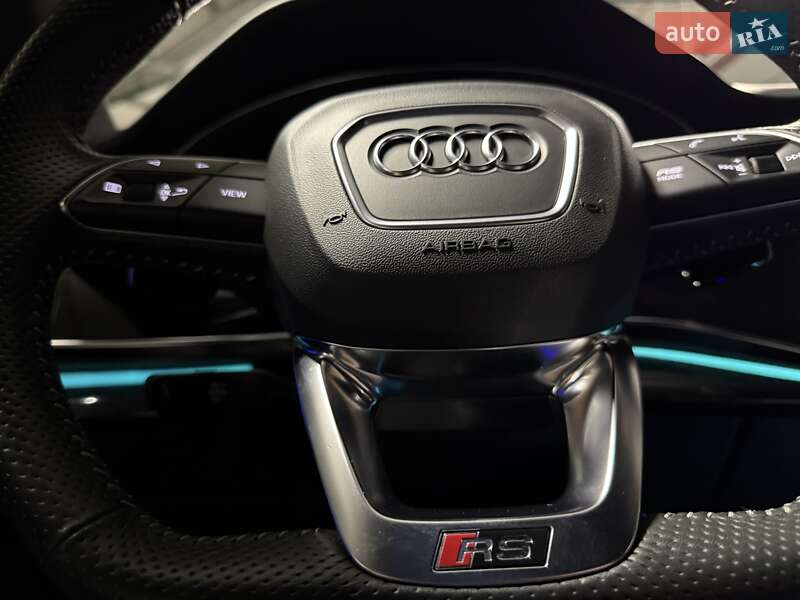 Позашляховик / Кросовер Audi RS Q8 2020 в Києві