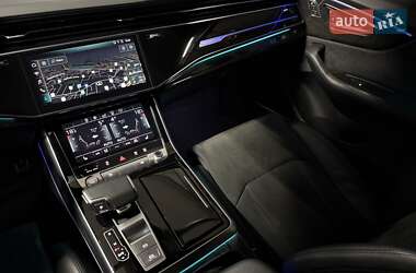 Позашляховик / Кросовер Audi RS Q8 2020 в 