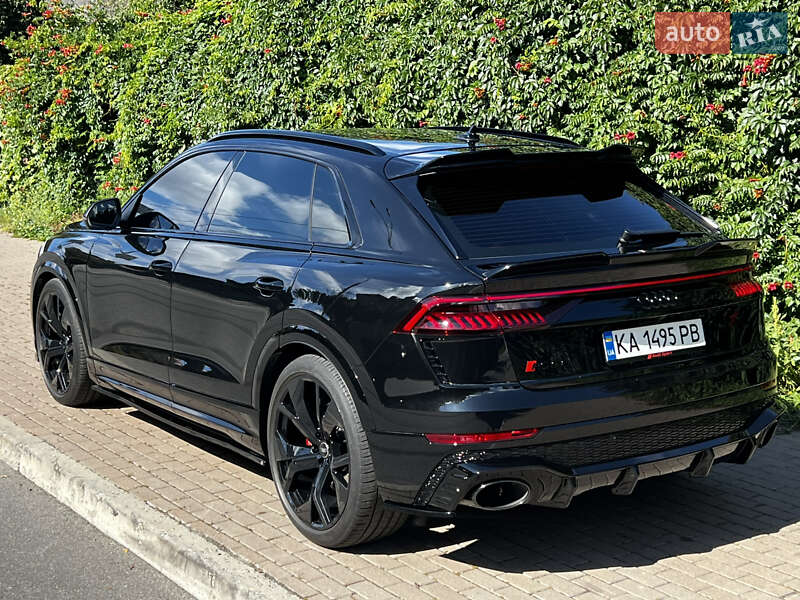 Внедорожник / Кроссовер Audi RS Q8 2023 в Киеве
