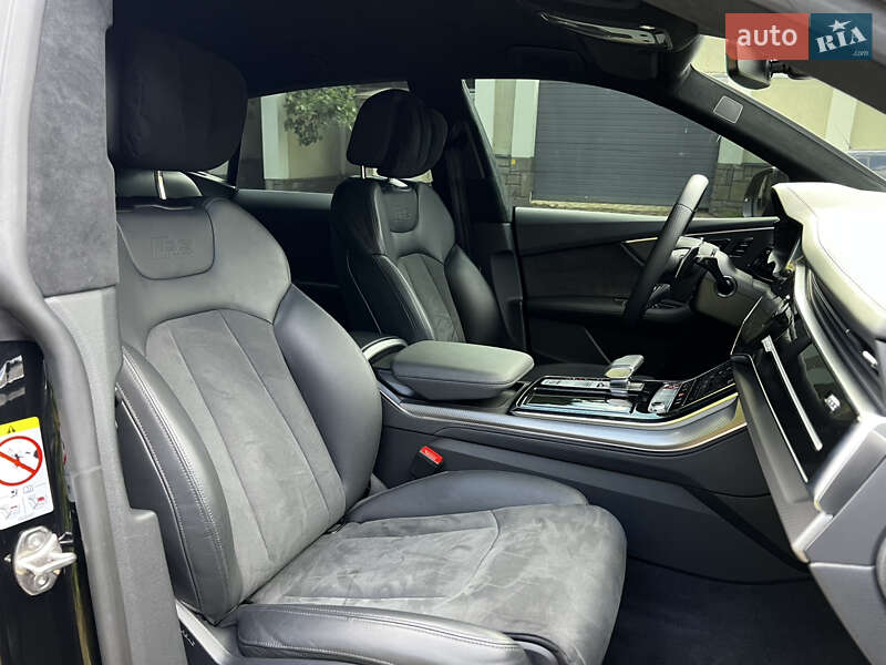 Внедорожник / Кроссовер Audi RS Q8 2023 в Киеве