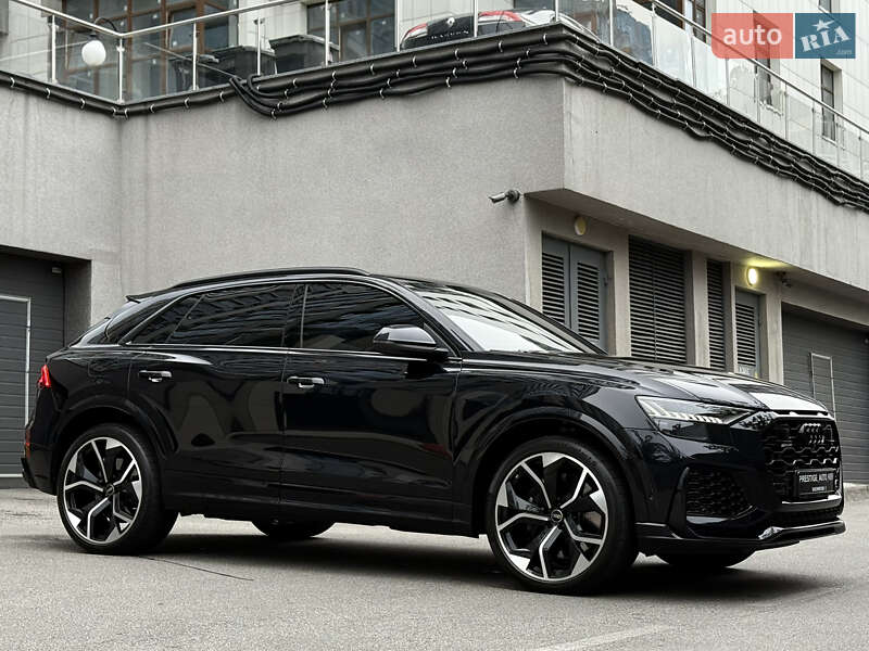 Позашляховик / Кросовер Audi RS Q8 2020 в Києві