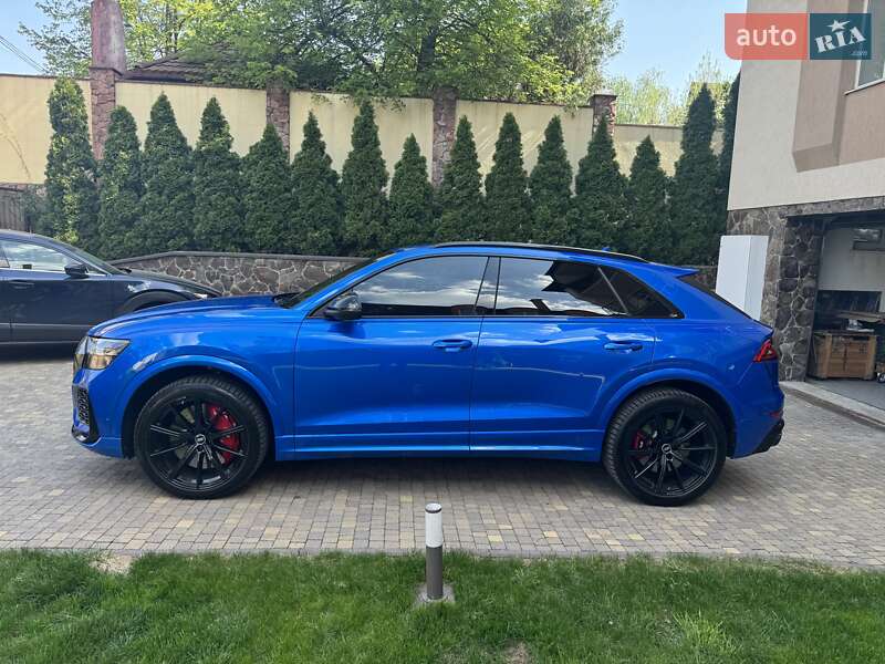 Внедорожник / Кроссовер Audi RS Q8 2020 в Киеве