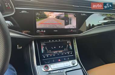 Внедорожник / Кроссовер Audi RS Q8 2020 в 