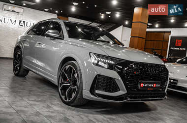 Позашляховик / Кросовер Audi RS Q8 2023 в 