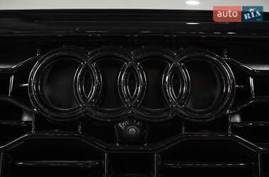 Позашляховик / Кросовер Audi RS Q8 2023 в 