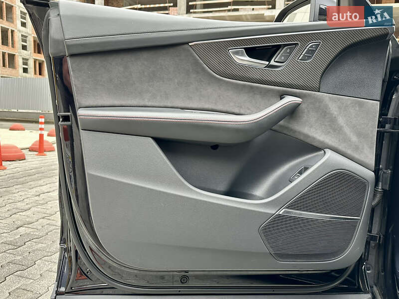 Внедорожник / Кроссовер Audi RS Q8 2020 в Киеве фото 52 Внедорожник / Кроссовер Audi RS Q8 2020 в Киеве