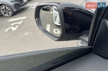 Позашляховик / Кросовер Audi RS Q8 2025 в 