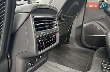 Позашляховик / Кросовер Audi RS Q8 2025 в 
